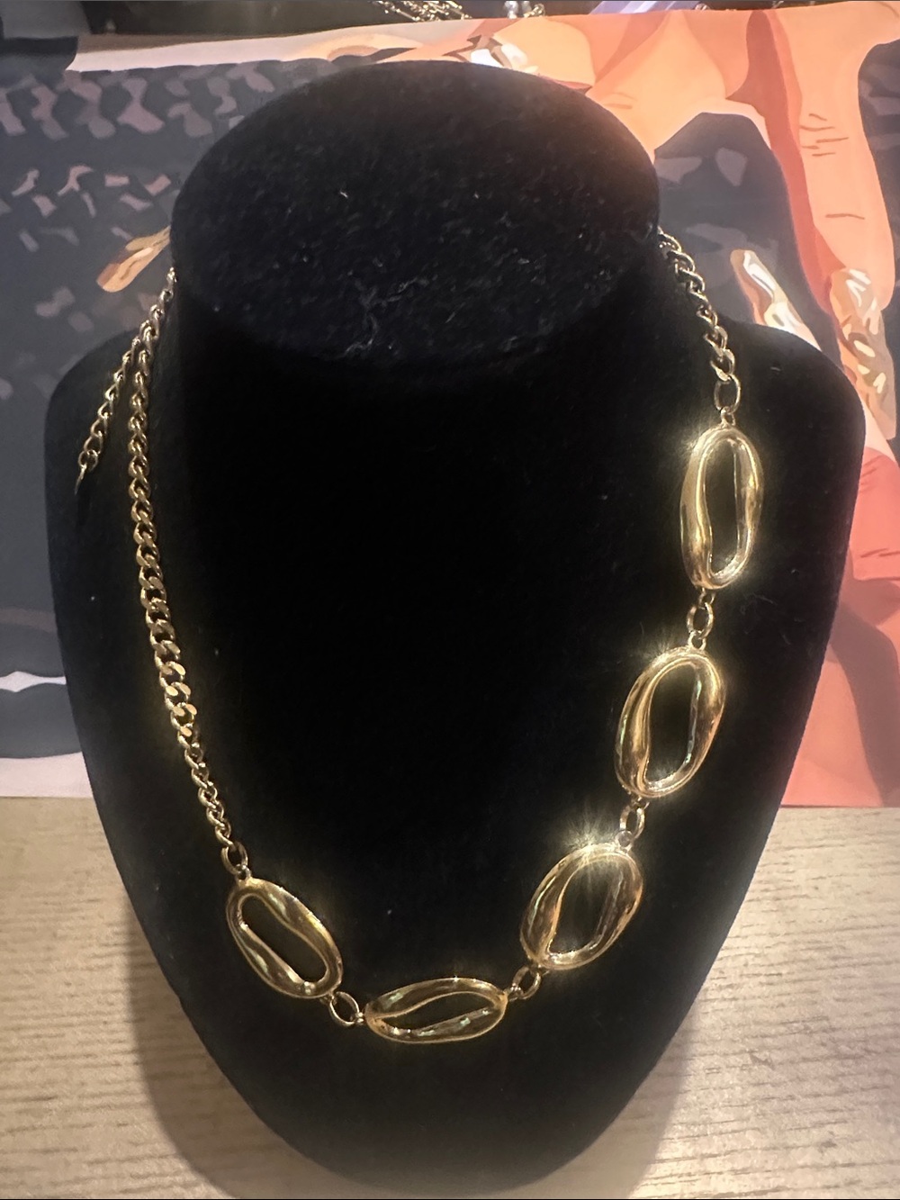 LSJ Gold Oval Link Necklace - 2in Ext